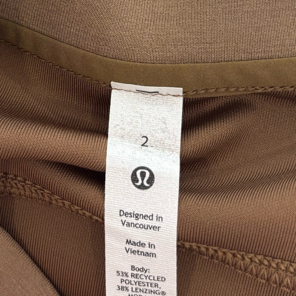 NWT Lululemon Perfectly Oversized Cropped Softstreme Crew In Allspice Size 2 - Picture 4 of 5